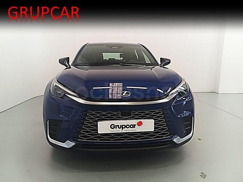 Usado Lexus LBX 136 CV (100 kW) 2025 Azul SUV