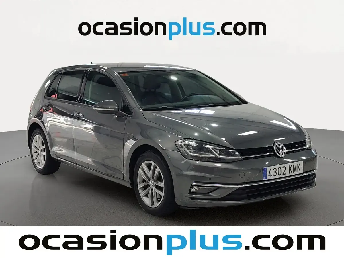 Usado VW Golf VII Advance 116 CV (85 kW) 2018 Gris Utilitario