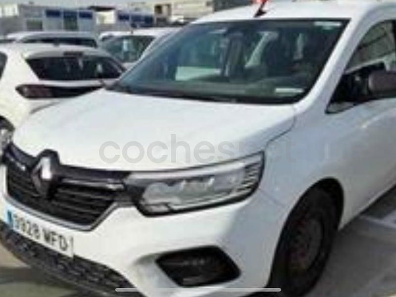 Usado Renault Kangoo 95 CV (69 kW) 2023 Blanco Monovolumen