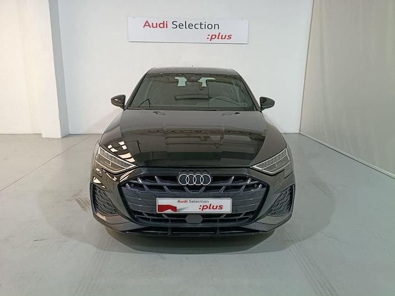Usado Audi A3 e-tron S-Line 204 CV (150 kW) 2025 Negro Utilitario