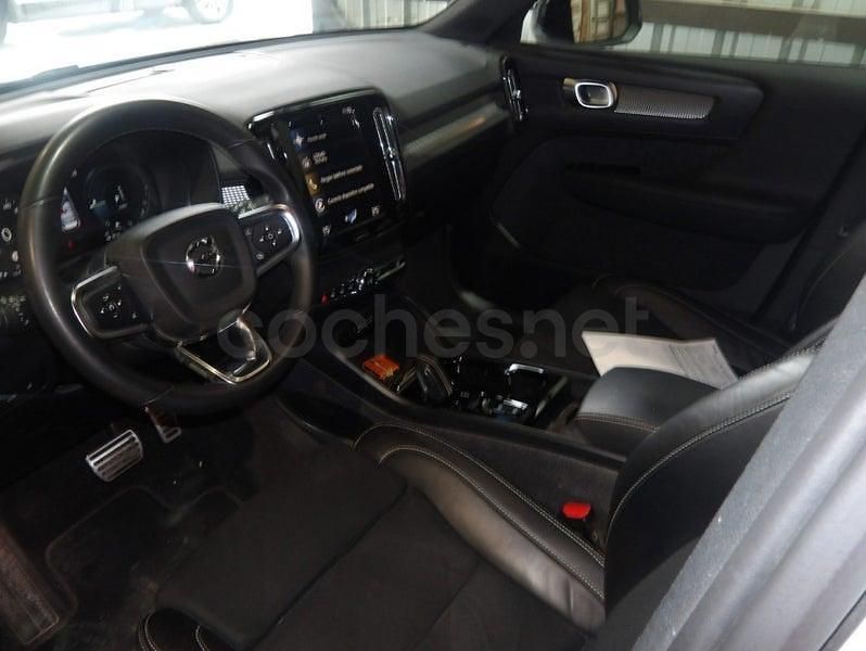 Usado Volvo XC40 Plus 262 CV (192 kW) 2022 Blanco SUV