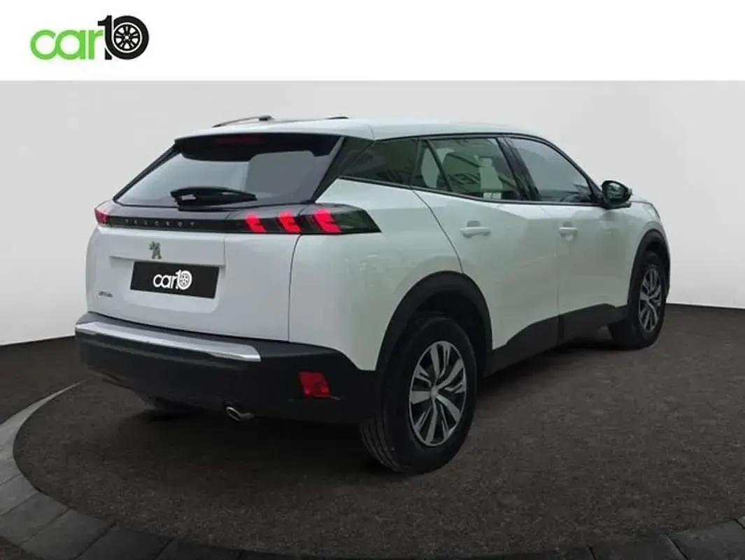 Usado Peugeot 2008 Active 110 CV (80 kW) 2020 Blanco SUV