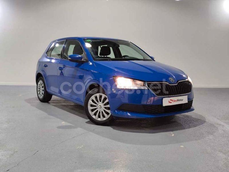 Azul Usado 2019 Skoda Fabia Ambition Berlina | 10.900 € (Precio justo) - Imagen 1/4