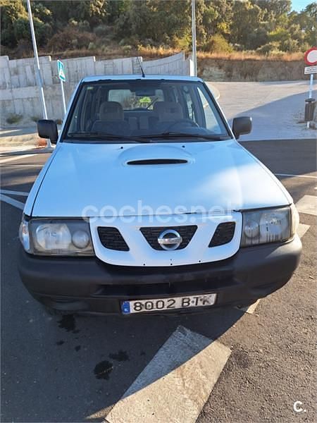 Blanco Usado 2001 Nissan Terrano Comfort SUV | 4500 € (Super precio) - Imagen 1/4