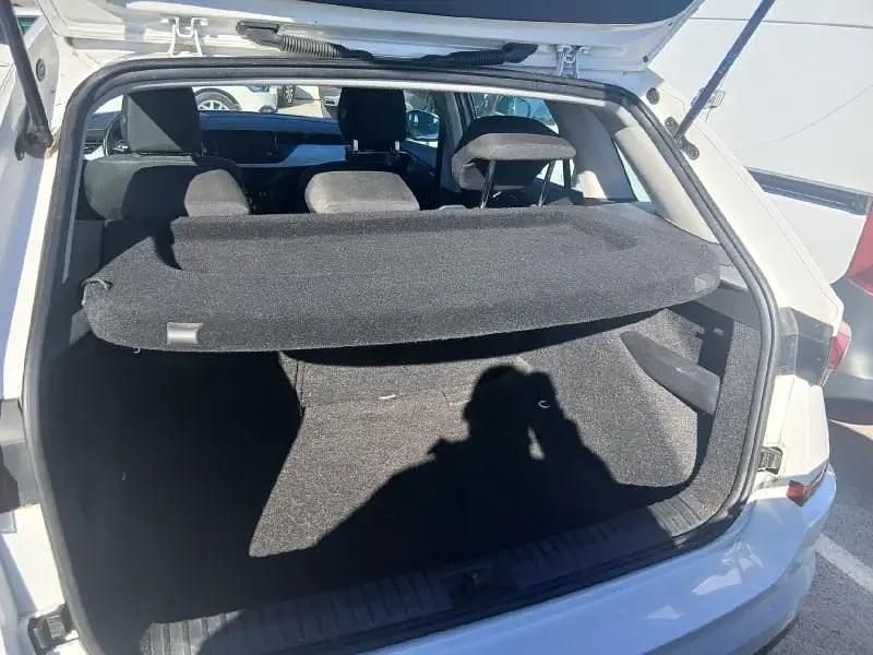 Usado Skoda Kamiq Ambition 110 CV (80 kW) 2021 Blanco SUV