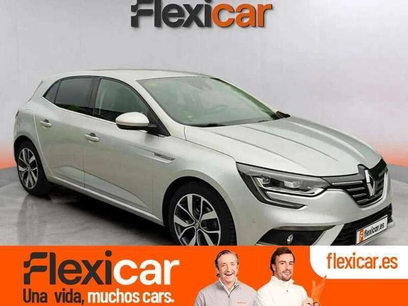 Amarillo Usado 2016 Renault Mégane III Bose Edition Berlina | 12.990 € (Un poco caro) - Imagen 1/4