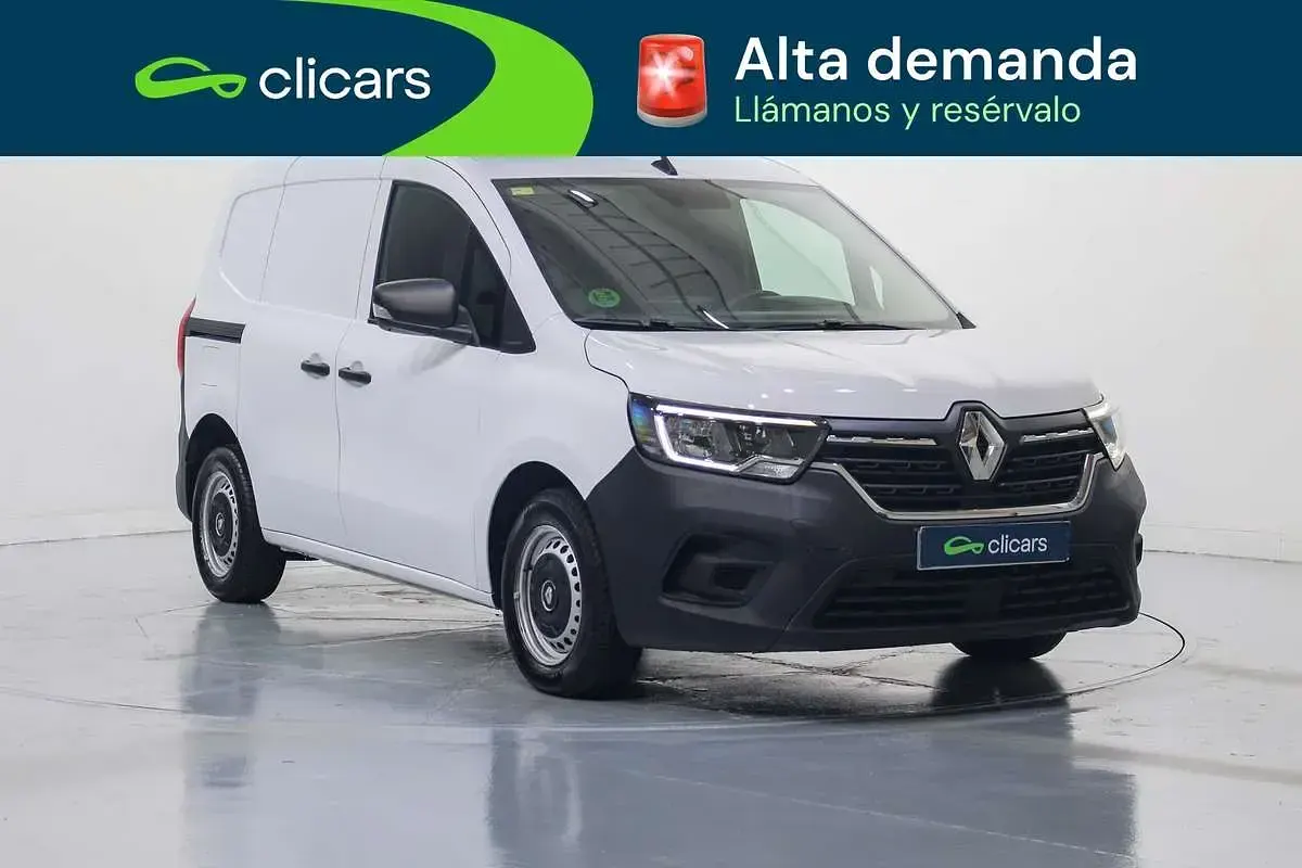 Usado Renault Kangoo 95 CV (69 kW) 2022 Blanco Monovolumen