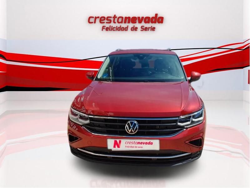 Usado VW Tiguan Life 245 HP (180 kW) 2021 Vermelho SUV