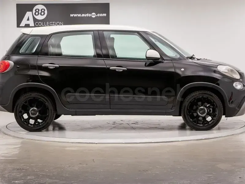 Usado Fiat 500L Cross 95 CV (69 kW) 2021 Negro Monovolumen
