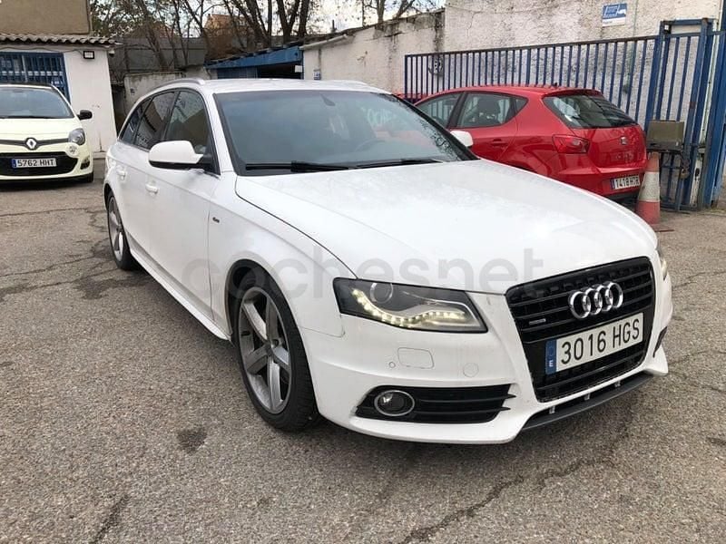 Usado Audi A4 S-Line 211 CV (155 kW) 2011 Blanco Familiar