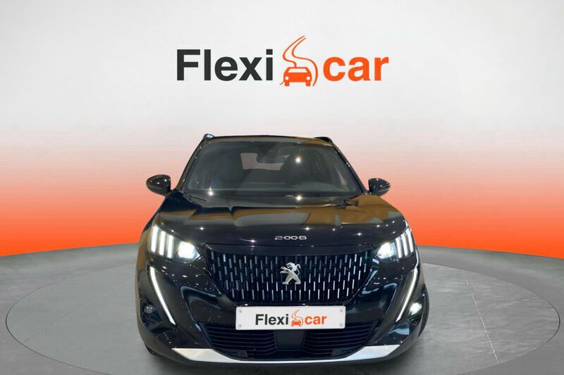 Usado Peugeot 2008 GT 130 CV (95 kW) 2022 Negro SUV