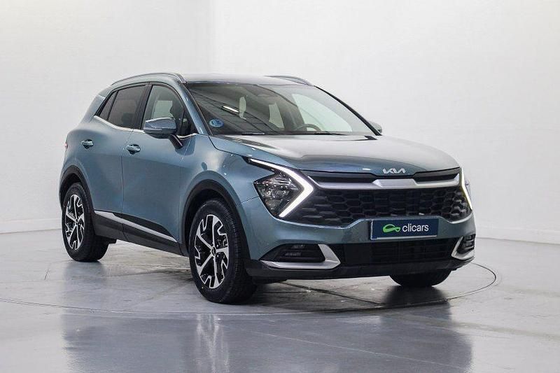 Usado Kia Sportage 230 CV (169 kW) 2022 Gris / plata SUV