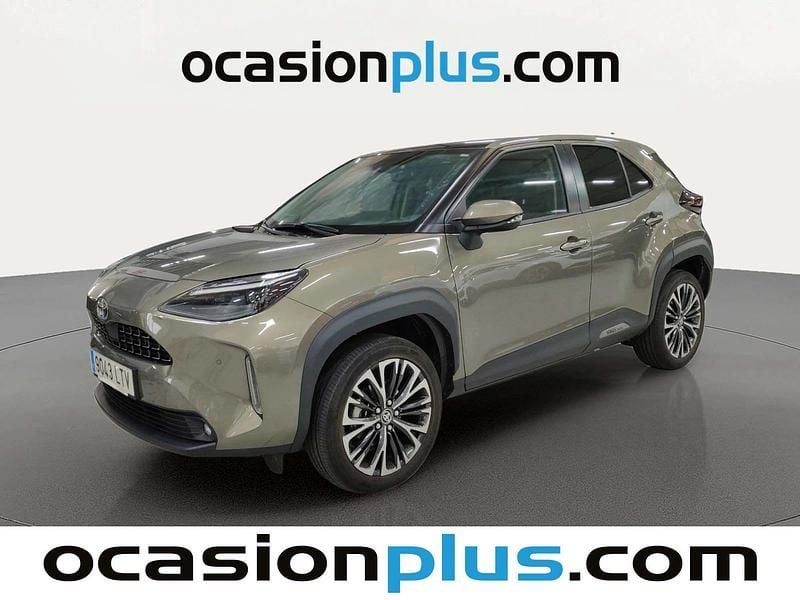 Verde Usado 2021 Toyota Yaris Cross Style SUV | 23.546 € (Buen precio) - Imagen 1/4