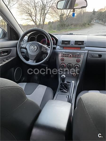 Usado Mazda 3 Active 109 CV (80 kW) 2006 Negro Berlina