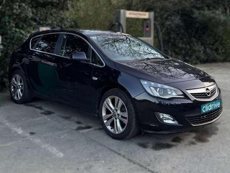 Brugt Opel Astra Sport 125 HK (91 kW) 2010 Sort Hatchback