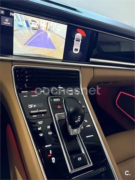 Usado Porsche Panamera 4 310 CV (228 kW) 2018 Gris / plata Berlina