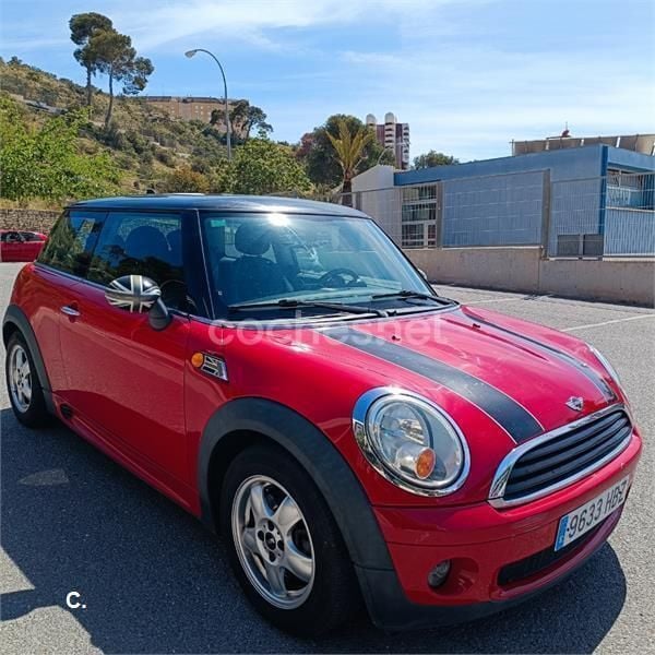 Usado Mini ONE 95 CV (69 kW) 2011 Rojo Utilitario