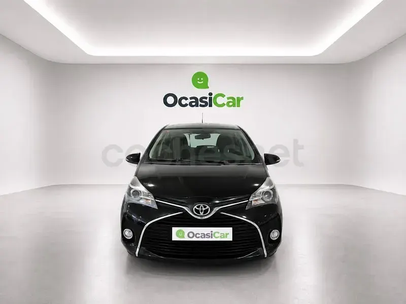 Usado Toyota Yaris Active 69 CV (50 kW) 2016 Negro Berlina