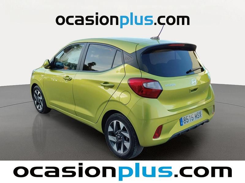 Usado Hyundai i10 63 CV (46 kW) 2024 Verde Utilitario