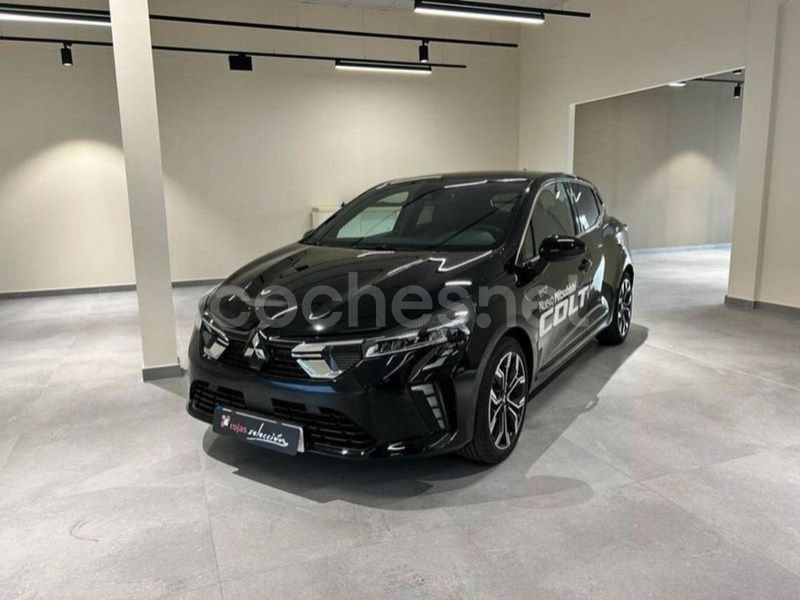 Negro Usado 2023 Mitsubishi Colt Berlina | 21.500 € (Precio justo) - Imagen 1/4