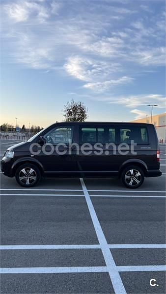 Usado VW Multivan Startline 130 CV (95 kW) 2008 Negro Monovolumen