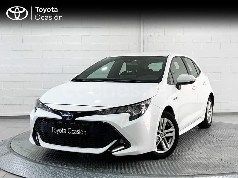 Blanco Usado 2021 Toyota Corolla Active Berlina | 21.400 € (Un poco caro) - Imagen 1/4