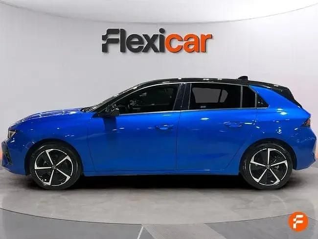 Usado Opel Astra 130 HP (95 kW) 2024 Azul Sedan
