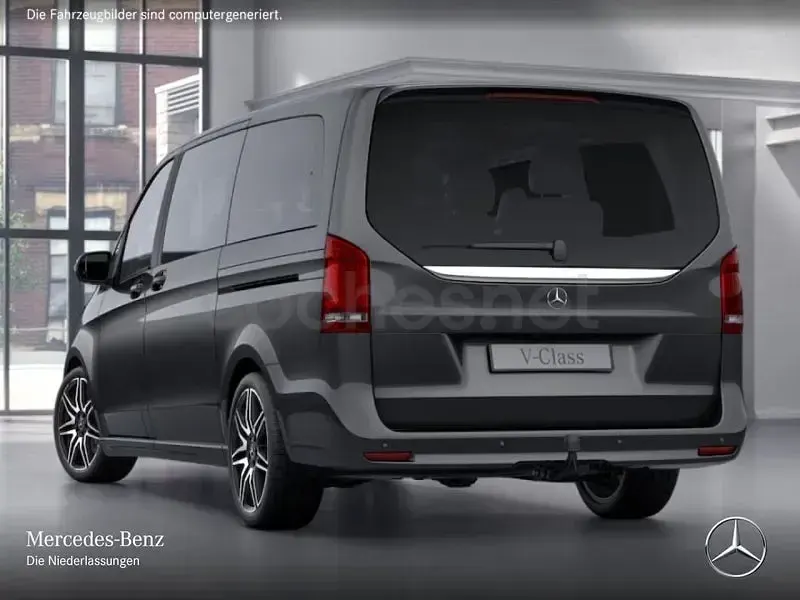 Usado Mercedes V300 Avantgarde 239 CV (175 kW) 2022 Gris / plata Monovolumen