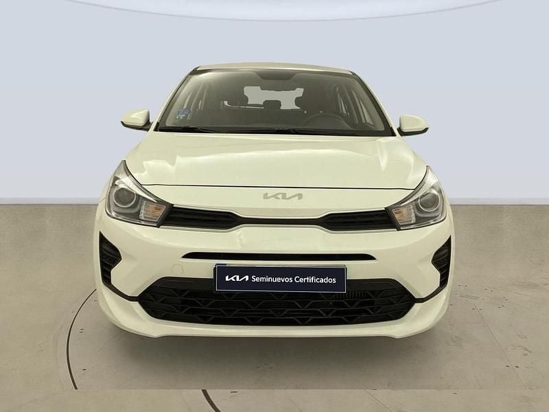 Usado Kia Rio 100 CV (73 kW) 2022 Blanco