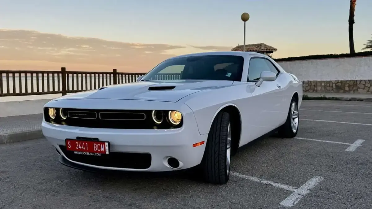 Usado Dodge Challenger 305 CV (224 kW) 2016 Blanco Coupe