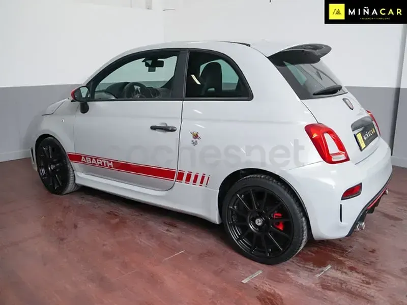 Usado Abarth 595 Competizione 180 CV (132 kW) 2021 Gris / plata Berlina