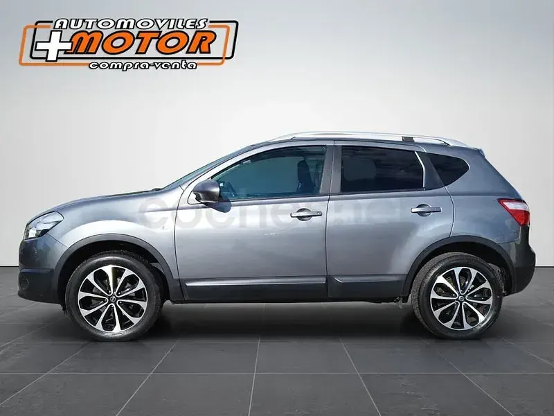 Usado Nissan Qashqai Acenta 150 CV (110 kW) 2011 Gris / plata SUV