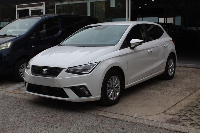 Blanco Usado 2024 Seat Ibiza Reference Utilitario | 14.450 € (Precio justo) - Imagen 1/4