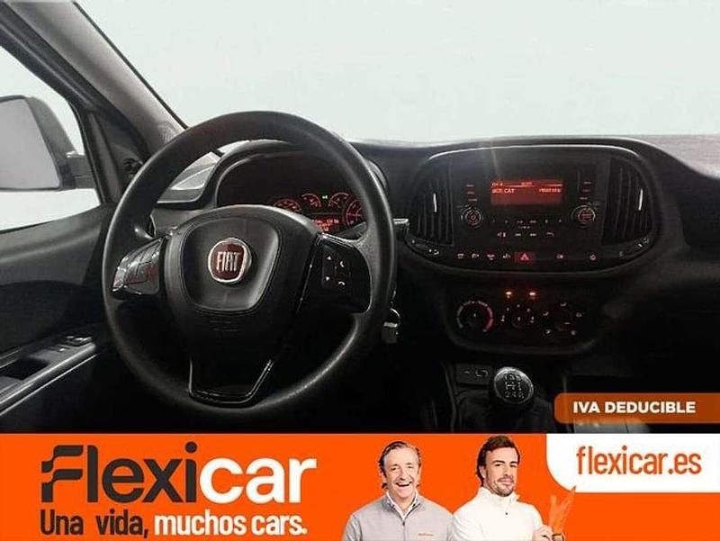 Blanco Usado 2022 Fiat Doblò Monovolumen | 12.990 € (Precio justo) - Imagen 1/4