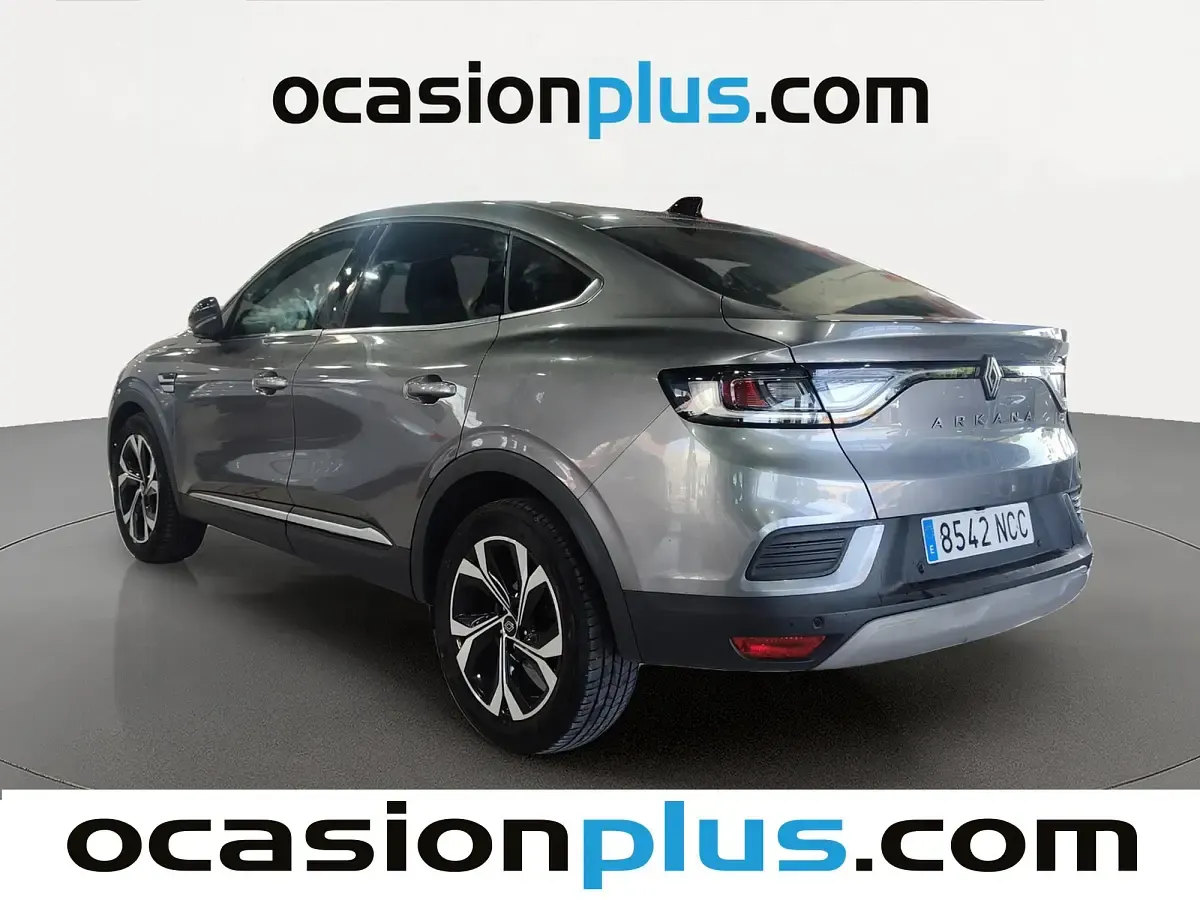 Usado Renault Arkana Techno 140 CV (102 kW) 2025 Gris SUV