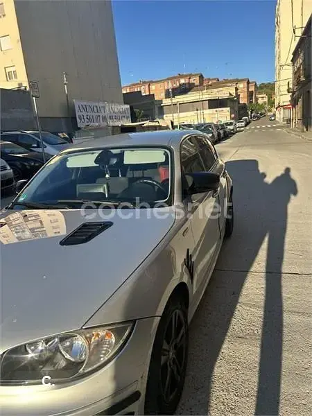 Usado BMW 118 143 CV (105 kW) 2010 Gris / plata Utilitario