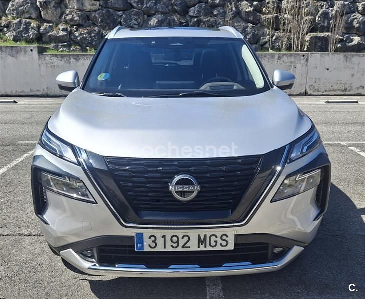 Usado Nissan X-Trail Tekna 213 CV (156 kW) 2023 Gris / plata SUV