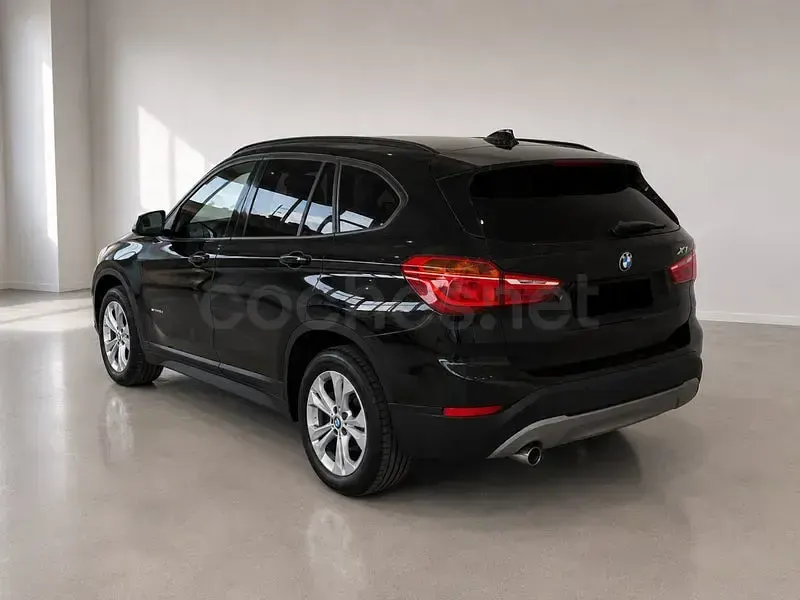 Usado BMW X1 Comfort Edition 150 CV (110 kW) 2016 Negro SUV