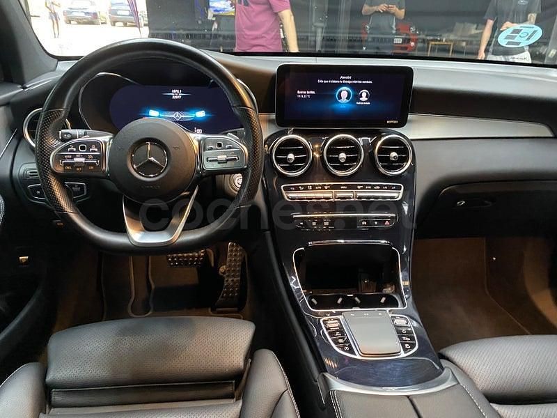 Usado Mercedes GLC220 194 HP (142 kW) 2021 Preto Coupé