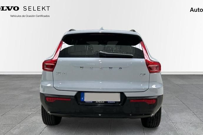Usado Volvo XC40 Plus 163 CV (119 kW) 2025 SUV