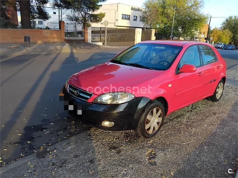 Rojo Usado 2005 Chevrolet Lacetti SX Berlina | 1500 € (Precio justo) - Imagen 1/4