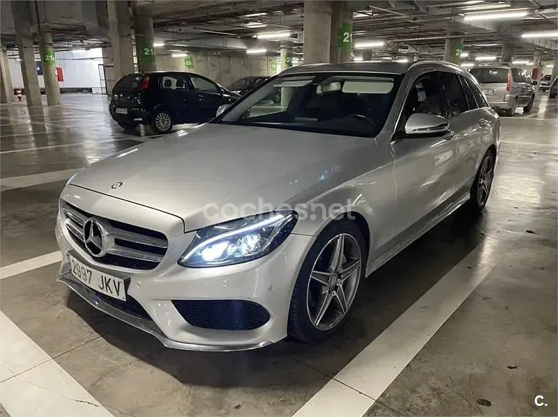 Usado Mercedes C220 AMG line 170 HP (125 kW) 2015 Cinzento Carrinha
