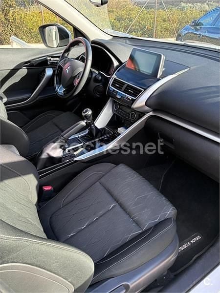 Usado Mitsubishi Eclipse Cross Spirit 163 CV (119 kW) 2019 Blanco SUV