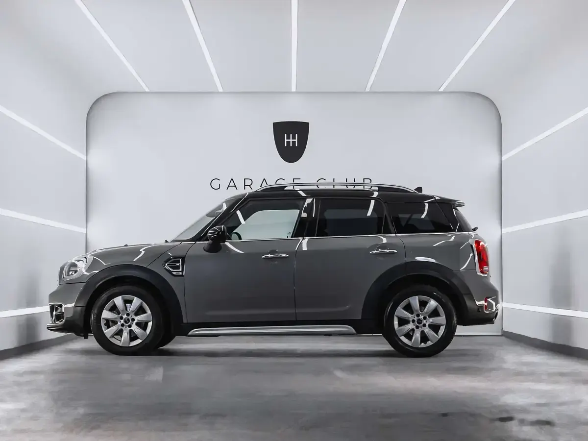 Usado Mini Cooper D Countryman 150 CV (110 kW) 2017 Gris / plata SUV