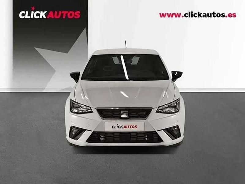 Usado Seat Ibiza FR 116 CV (85 kW) 2025 Blanco Utilitario