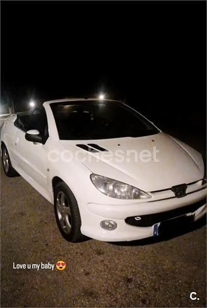 Blanco Usado 2006 Peugeot 206 CC Descapotable | 2800 € (Super precio) - Imagen 1/1