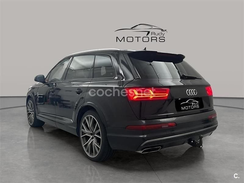 Usado Audi Q7 Ambiente 218 CV (160 kW) 2018 Negro SUV