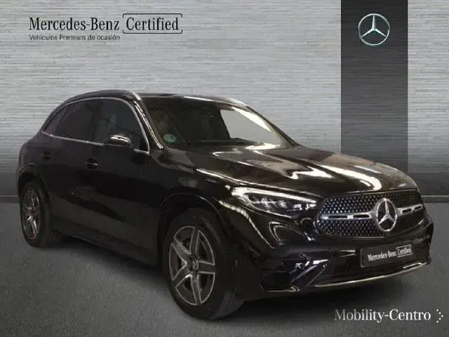 Usado Mercedes GLC220 AMG line 197 CV (144 kW) 2025 SUV