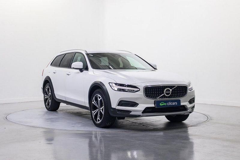 Usado Volvo V90 CC Pro 197 CV (144 kW) 2021 Blanco Familiar