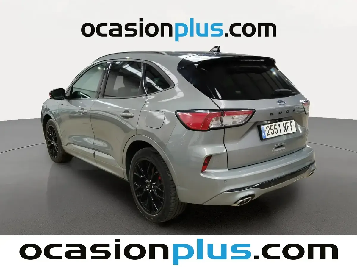 Usado Ford Kuga ST-Line X 225 CV (165 kW) 2023 Gris SUV
